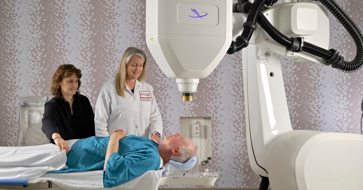 At Fox Chase Buckingham, radiation oncologist Dr. Shelly Hayes and our specialized clinicians offer patients treatment with the CyberKnife® system. This advanced technology allows for higher doses of radiation to be delivered with pinpoint accuracy, which reduces exposure to surrounding healthy tissues while providing highly targeted treatment.