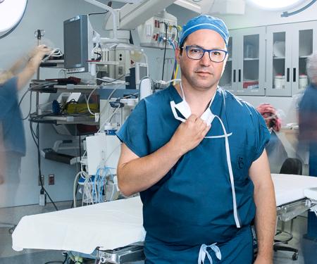 Link to /sites/default/files/styles/post_teaser_image_300x250_/public/farmaonc_0.jpg?h=215a277b&itok=cJxelVtE